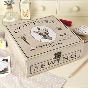 original_vintage-couture-sewing-box-1